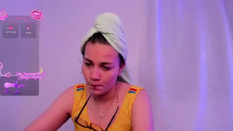 aurora_divine online show from July 9, 8:46 pm