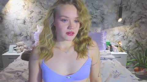 Kate online show from November 27, 4:31 pm