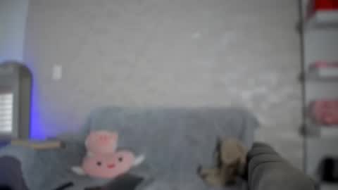 Snapshot of aurora_monroe_ chatting on February 7, 3:05 pm Aurora online show from February 7, 3:05 pm