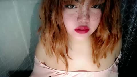 cute online show from December 7, 12:35 pm