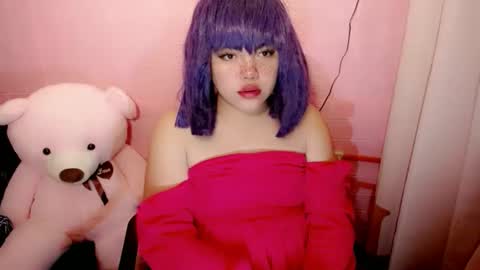 cute online show from December 22, 9:34 pm