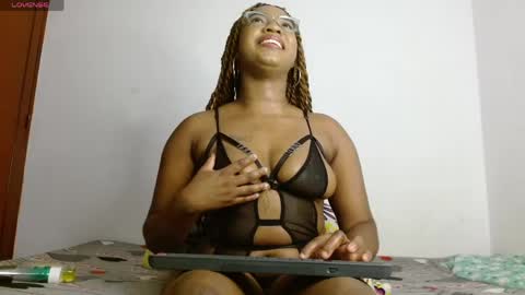 Snapshot of aurora_vixen69 chatting on May 18, 7:36 am Aurora online show from May 18, 7:36 am