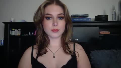 auroralightz1 online show from February 27, 9:26 pm