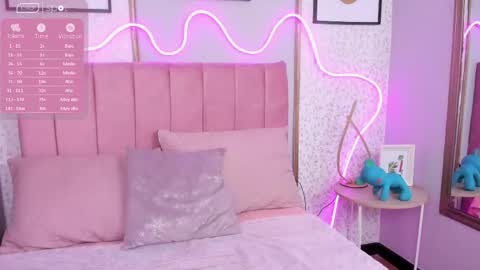 Mariana  online show from May 16, 12:07 am