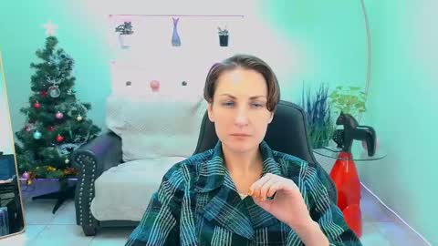 Aurora online show from December 3, 3:21 pm