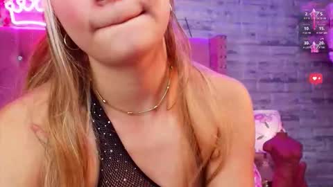 Aurora online show from February 6, 1:36 pm