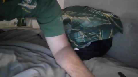 Snapshot of ausbigboy69 chatting on January 18, 7:28 pm ausbigboy69 online show from January 18, 7:28 pm