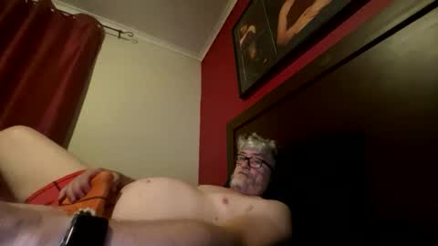 aussie_bloke_playing online show from March 25, 2:01 pm