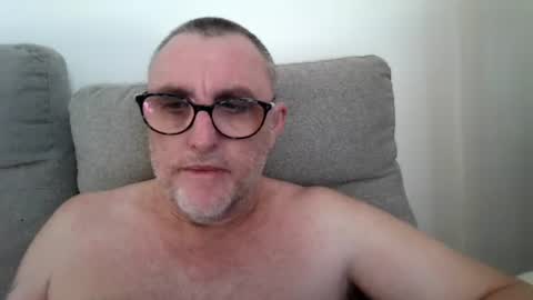 aussie_ozzie online show from July 9, 5:11 am