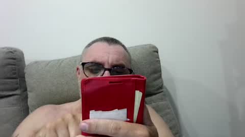 aussie_ozzie online show from July 15, 7:35 am