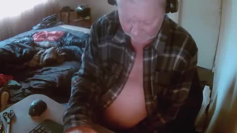 aussiebaker online show from June 8, 4:35 am