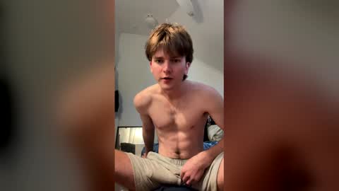 Snapshot of aussieboyethan chatting on February 22, 5:08 am aussieboyethan online show from February 22, 5:08 am