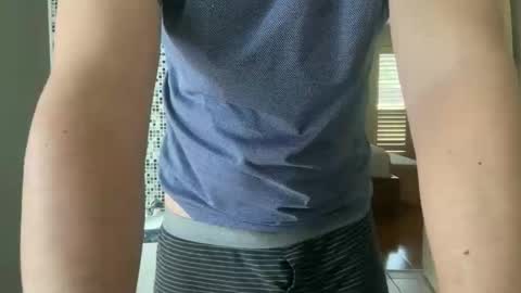 Snapshot of aussielatino82 chatting on September 18, 2:02 am Rich online show from September 18, 2:02 am