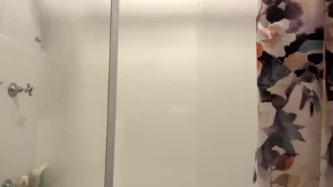 Milf4u online show from February 9, 5:17 pm