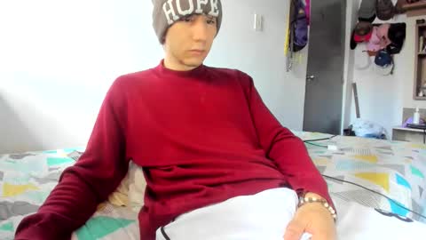 Snapshot of austin1119a chatting on February 4, 5:52 pm austin1119a online show from February 4, 5:52 pm