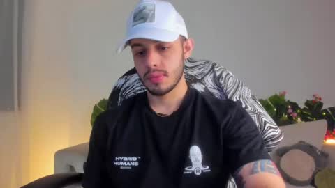 Snapshot of austin_coljs chatting on June 15, 1:52 am AUSTIN COL online show from June 15, 1:52 am