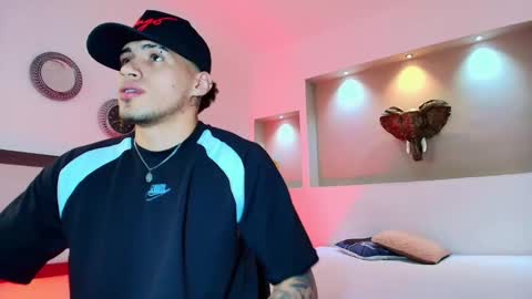 AUSTIN  online show from February 6, 1:49 am