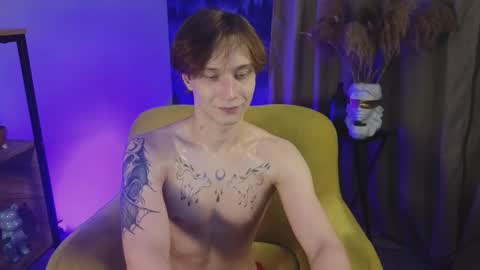 Snapshot of austin_grace chatting on February 24, 11:36 pm Ostin online show from February 24, 11:36 pm