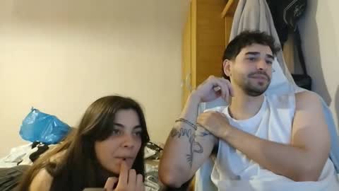 Snapshot of austinavril chatting on November 26, 11:50 pm austinavril online show from November 26, 11:50 pm