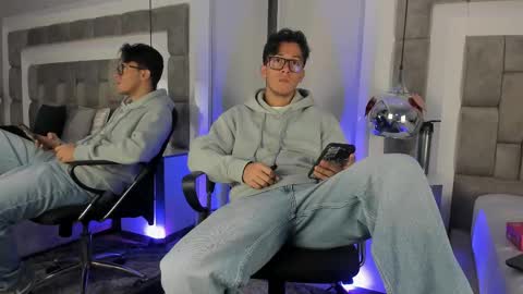 austinreeds online show from February 28, 12:17 pm