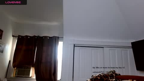 Snapshot of autumnb712 chatting on September 11, 9:15 pm autumnb712 online show from September 11, 9:15 pm