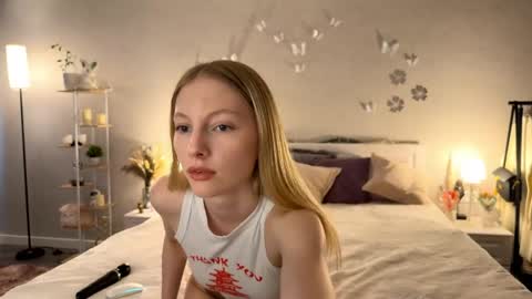 Annie online show from May 20, 2:01 pm
