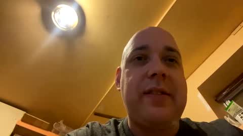 Auz online show from December 27, 8:24 am