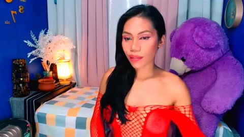 Snapshot of ava_cummer chatting on February 14, 1:29 pm Ava online show from February 14, 1:29 pm