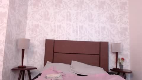 Snapshot of ava_raye chatting on February 7, 7:28 pm Ava online show from February 7, 7:28 pm