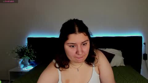 Snapshot of ava_sterling chatting on June 13, 1:58 am ava_sterling online show from June 13, 1:58 am