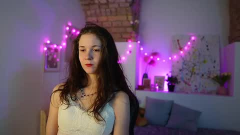 ava taylor18 online show from December 7, 4:36 pm