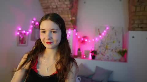 ava taylor18 online show from December 11, 2:22 pm