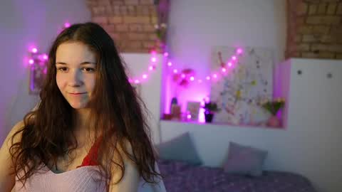 ava taylor18 online show from December 12, 3:16 pm