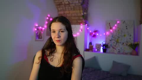 ava taylor18 online show from December 13, 3:11 pm