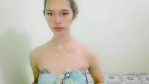 avacadaxcx online show from September 15, 12:27 pm