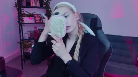 Snapshot of avadaviis chatting on September 9, 7:30 am Ava nonude online show from September 9, 7:30 am