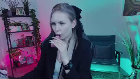 Snapshot of avadaviis chatting on September 24, 10:51 am Ava nonude online show from September 24, 10:51 am