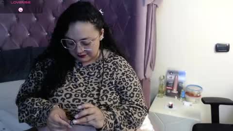 avaryd online show from May 17, 4:21 am