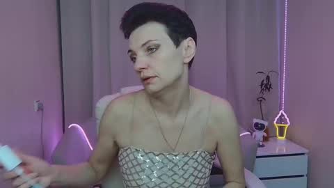 avasaturnian online show from January 17, 7:57 am