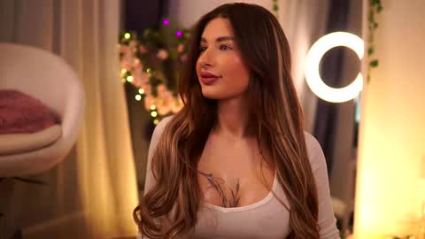 Carina online show from January 30, 11:13 pm