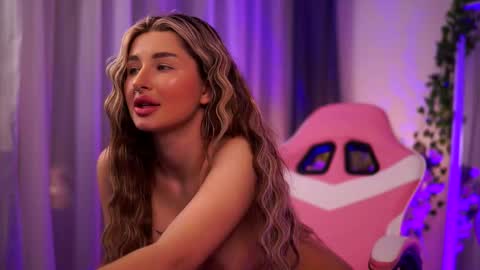 Carina online show from February 13, 2:56 am