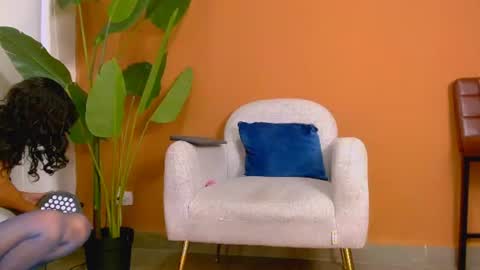 Snapshot of aveline_nuit chatting on June 26, 7:29 pm Hi im aqua is nice with me online show from June 26, 7:29 pm