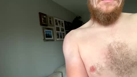 Snapshot of averagebar chatting on September 13, 6:35 am averagebar online show from September 13, 6:35 am