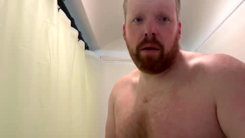 Snapshot of averagedan90 chatting on January 9, 11:13 am Dan online show from January 9, 11:13 am