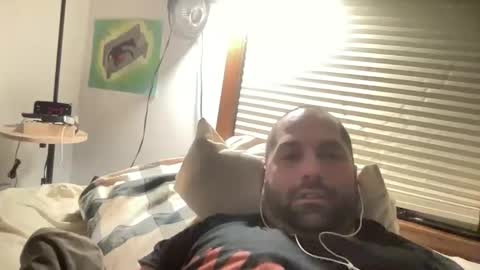 Snapshot of averagejoe345977 chatting on February 2, 5:50 am averagejoe345977 online show from February 2, 5:50 am