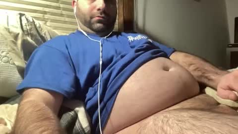 Snapshot of averagejoe345977 chatting on February 21, 7:53 am averagejoe345977 online show from February 21, 7:53 am