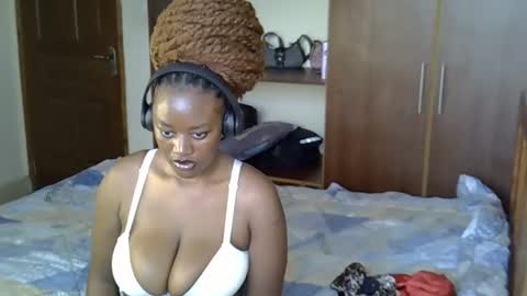 averygoodbadgirl online show from May 14, 10:22 am