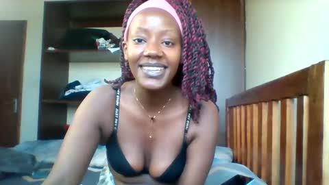 averygoodbadgirl online show from May 19, 10:21 am