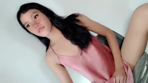 Snapshot of avi_maria chatting on August 1, 8:08 pm avi_maria online show from August 1, 8:08 pm