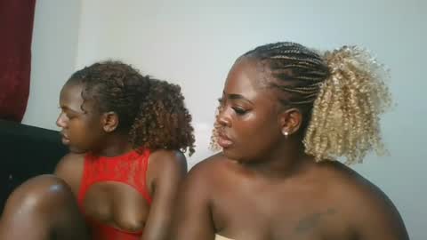 Snapshot of avian_babe1 chatting on July 16, 10:54 am avian_babe1 online show from July 16, 10:54 am
